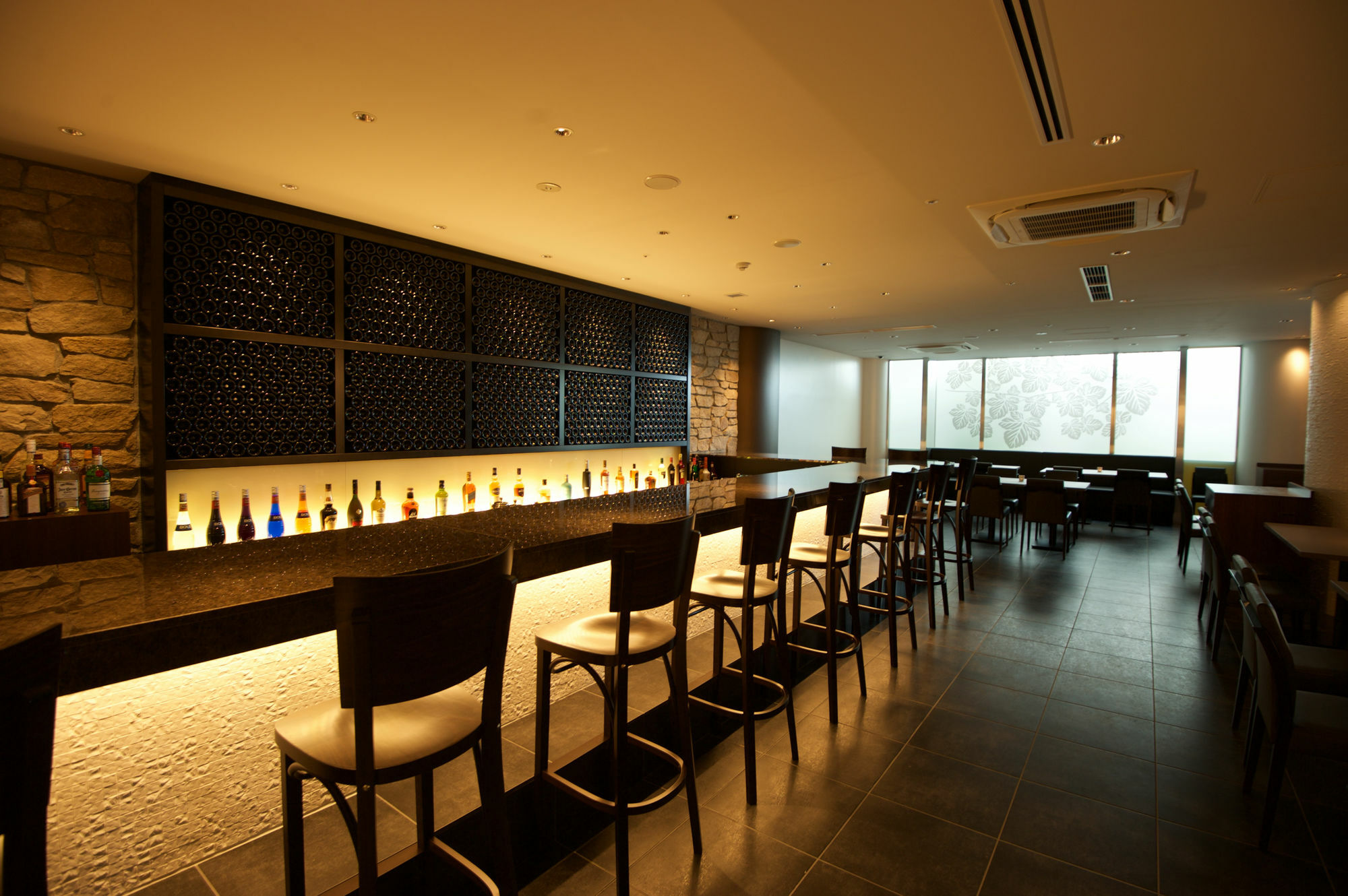 クインテッサホテル大阪ベイ ホテル 4*